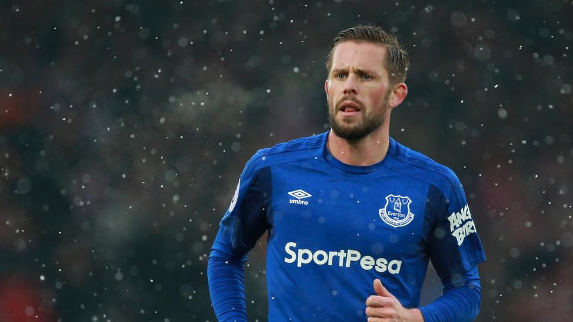 快船外线火力持续输出，锁定季后赛名额，快船内线有谁