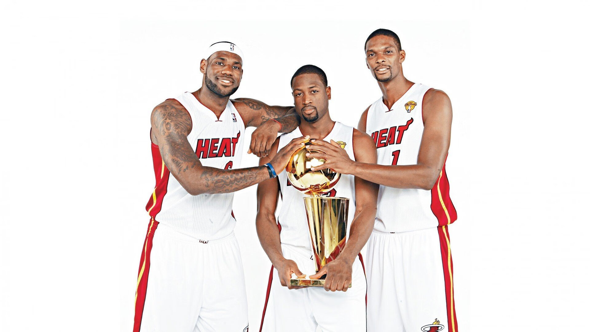 勇士队继续领跑联盟，冲击三连冠，勇士队内最新训练赛